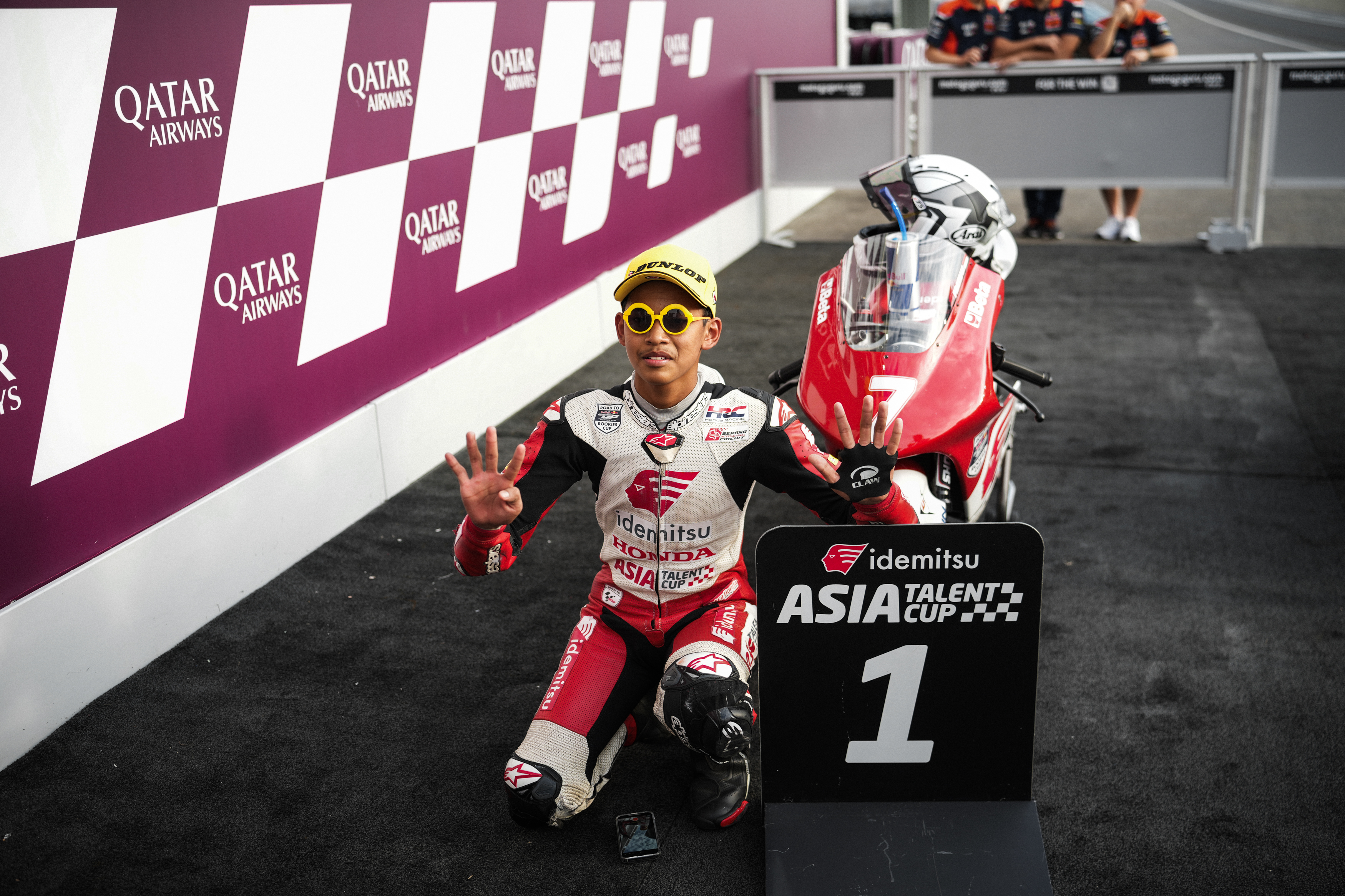 Winner Race 2 | Round 6 Qatar | 2023 Idemitsu Asia Talent Cup